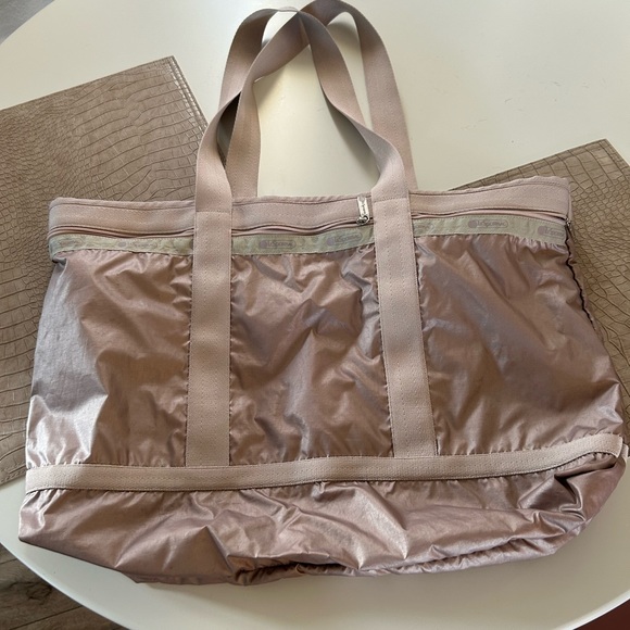 Lesportsac Bags Lesportsac Tote Poshmark